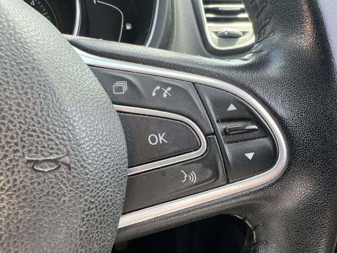 2025 Renault Scenic