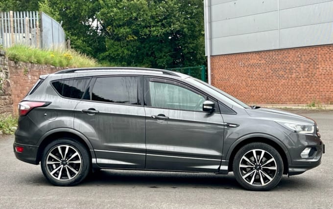 2025 Ford Kuga