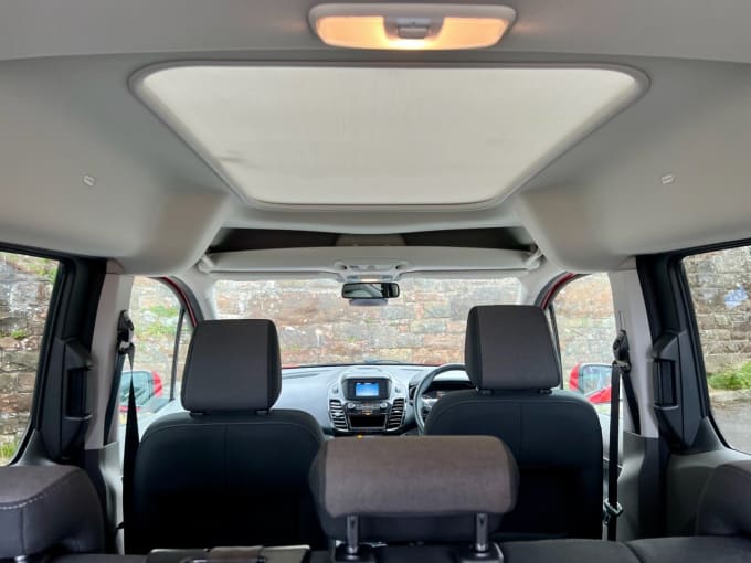 2025 Ford Tourneo Connect