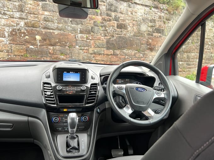 2025 Ford Tourneo Connect