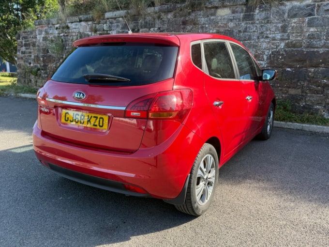 2025 Kia Venga