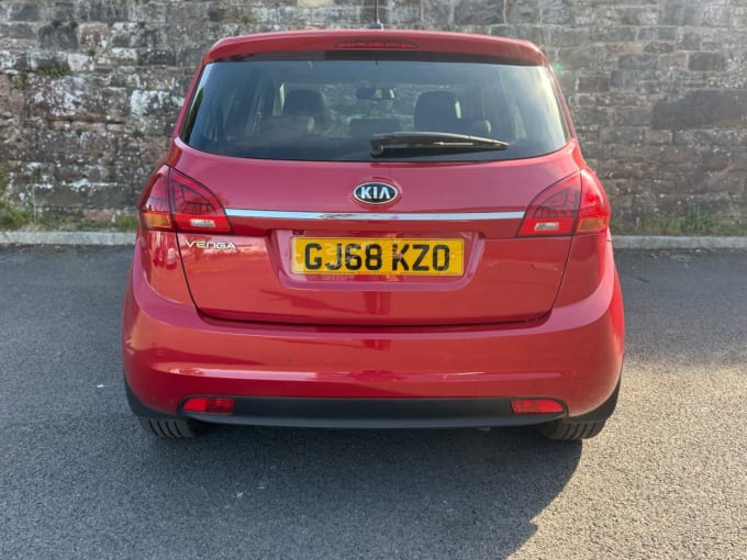 2025 Kia Venga