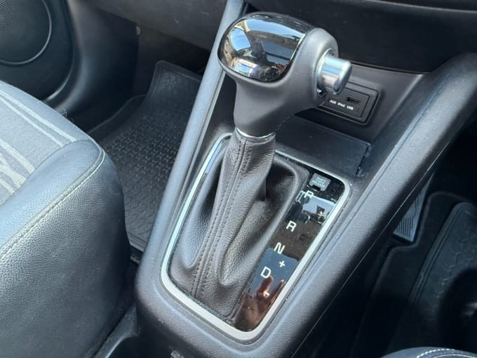 2025 Kia Venga