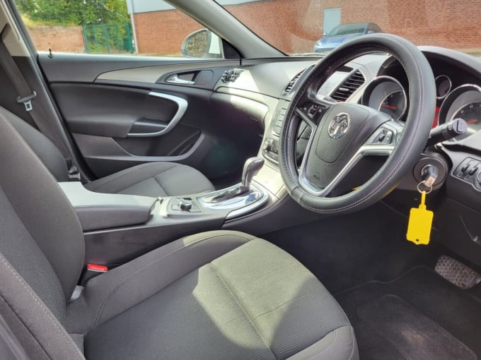2025 Vauxhall Insignia