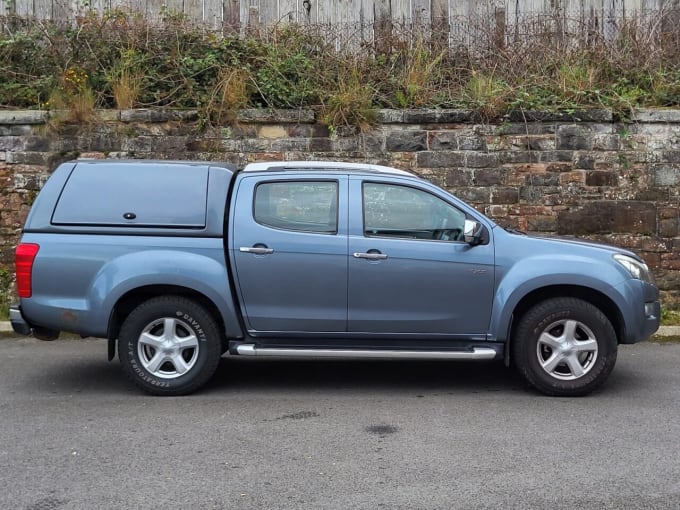2025 Isuzu D-max