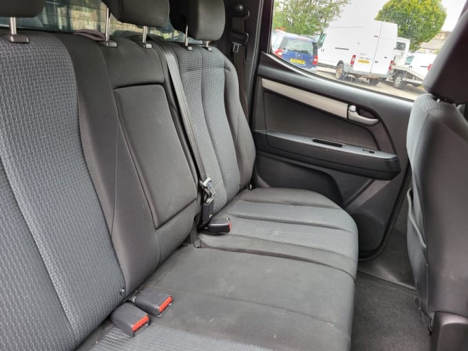 2025 Isuzu D-max