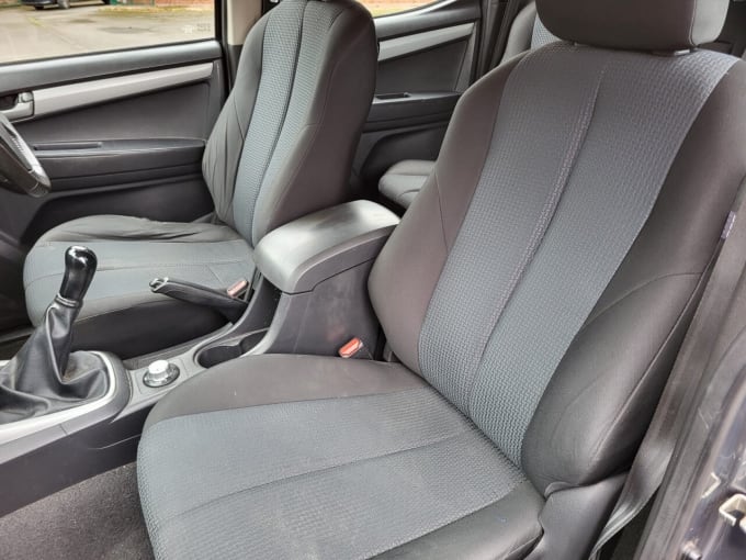 2025 Isuzu D-max