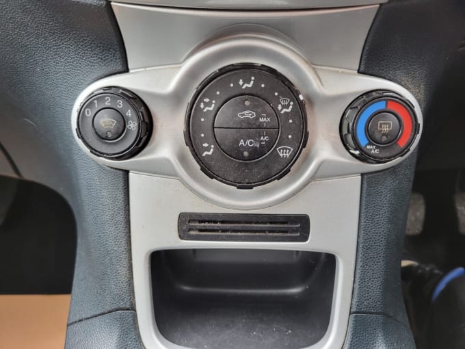 2025 Ford Fiesta
