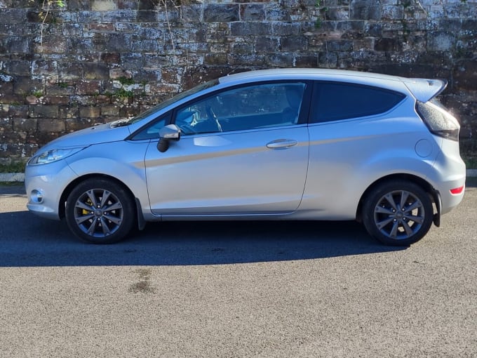 2010 Ford Fiesta