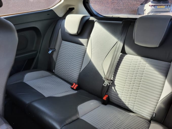 2010 Ford Fiesta