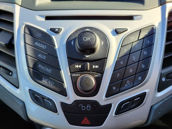 2010 Ford Fiesta