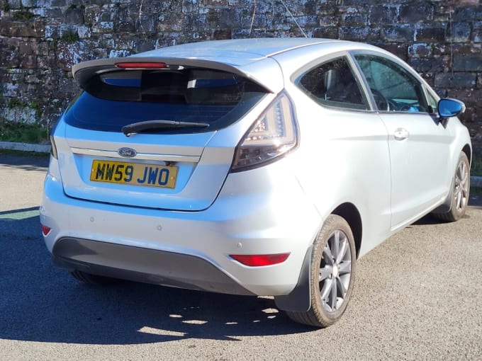 2010 Ford Fiesta