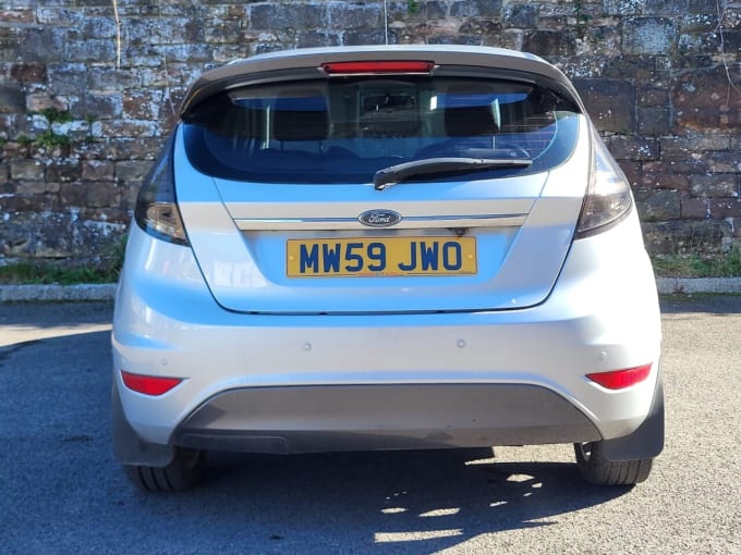 2010 Ford Fiesta