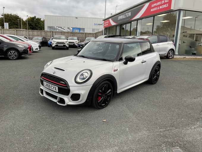 2024 Mini Hatch