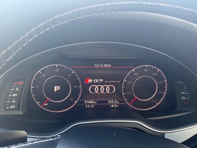 2025 Audi Sq7