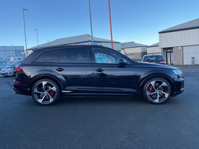 2025 Audi Sq7