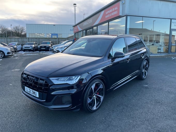 2025 Audi Sq7