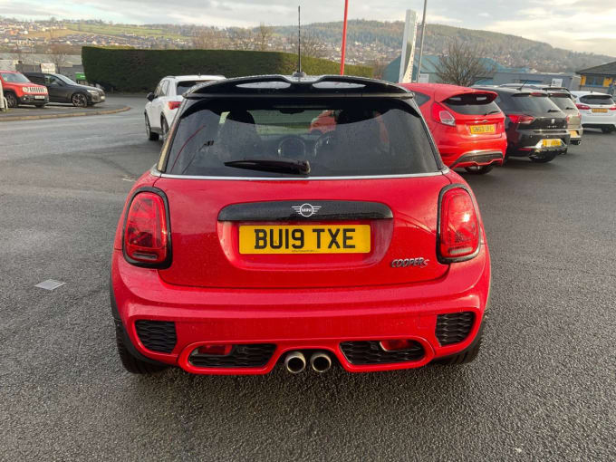 2025 Mini Hatch