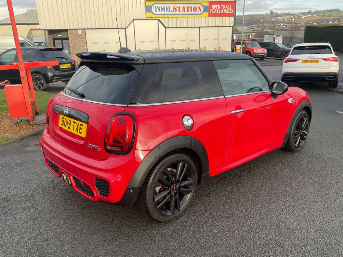 2025 Mini Hatch