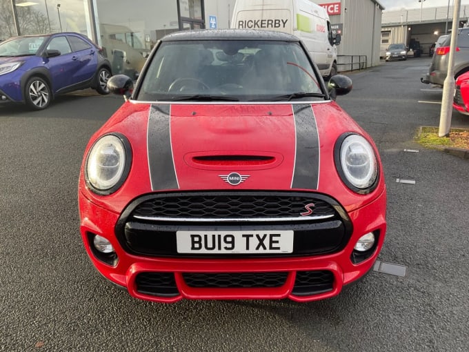 2025 Mini Hatch