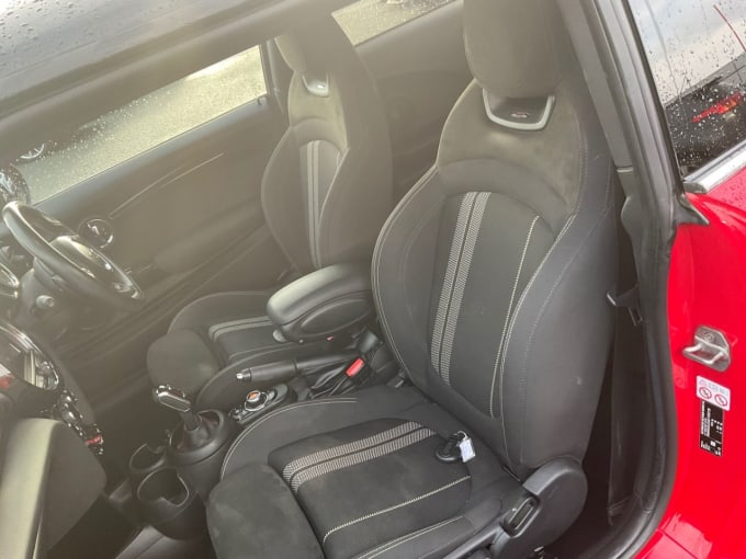 2025 Mini Hatch