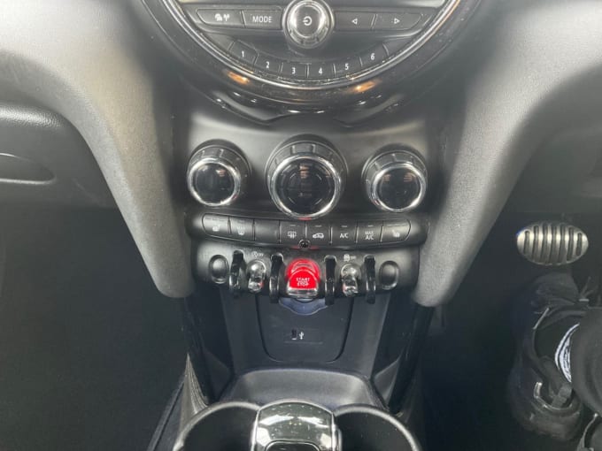 2025 Mini Hatch