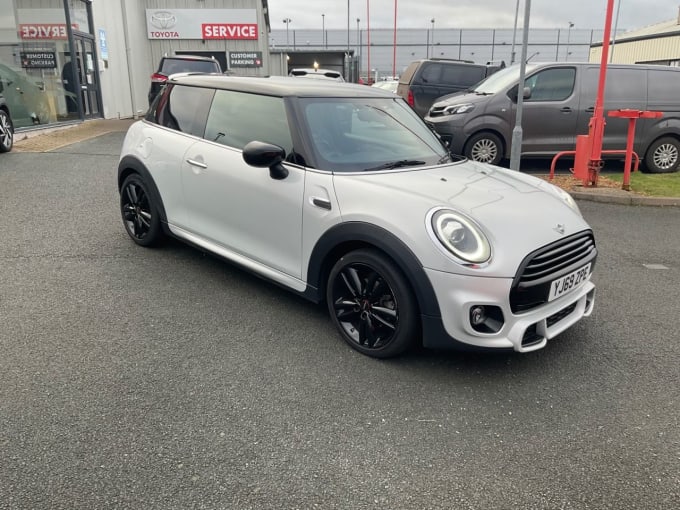 2025 Mini Hatch