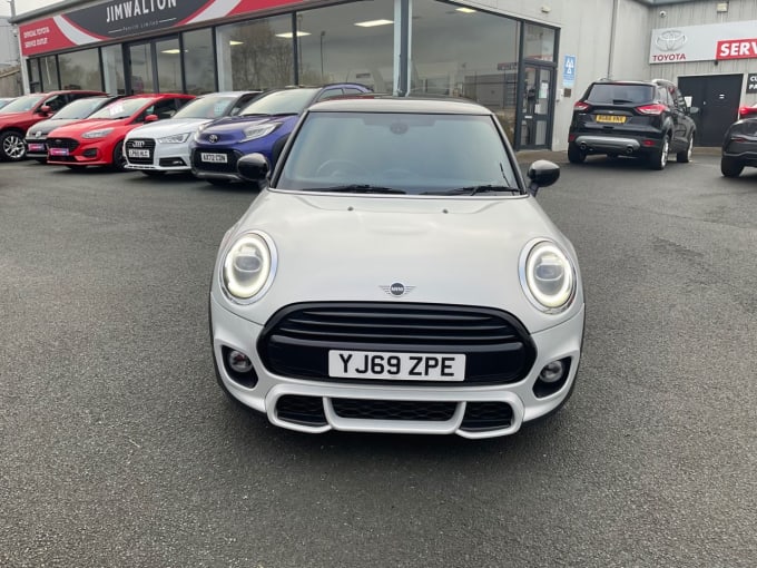2025 Mini Hatch
