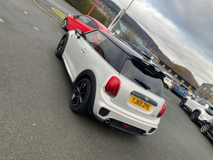 2025 Mini Hatch