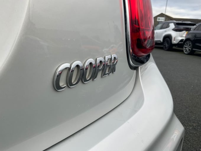 2025 Mini Hatch