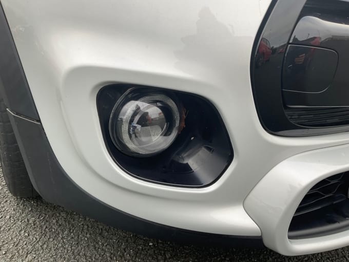 2025 Mini Hatch
