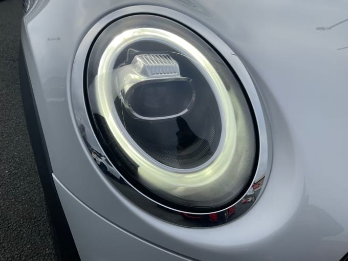 2025 Mini Hatch