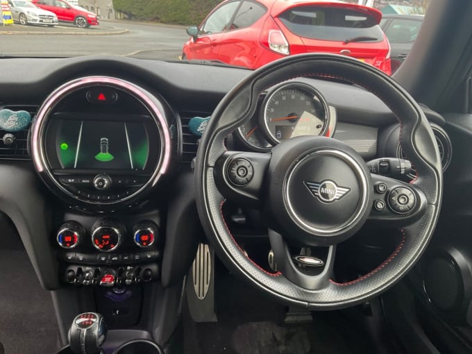 2025 Mini Hatch