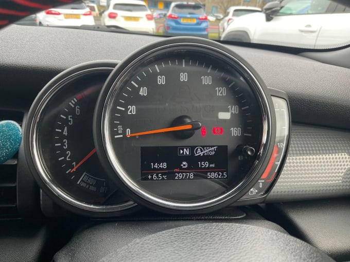 2025 Mini Hatch