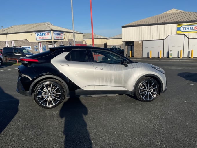 2025 Toyota C-hr
