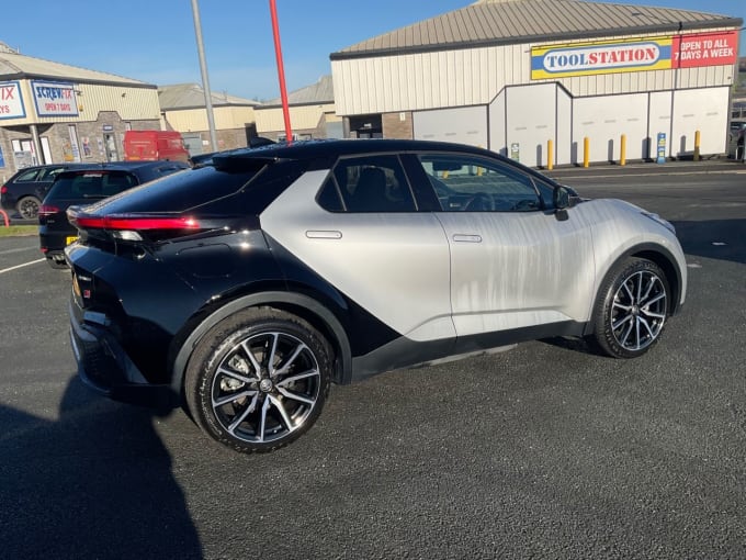 2025 Toyota C-hr