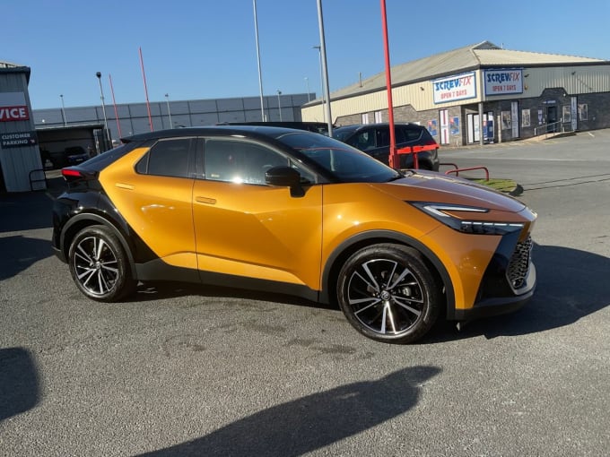 2025 Toyota C-hr
