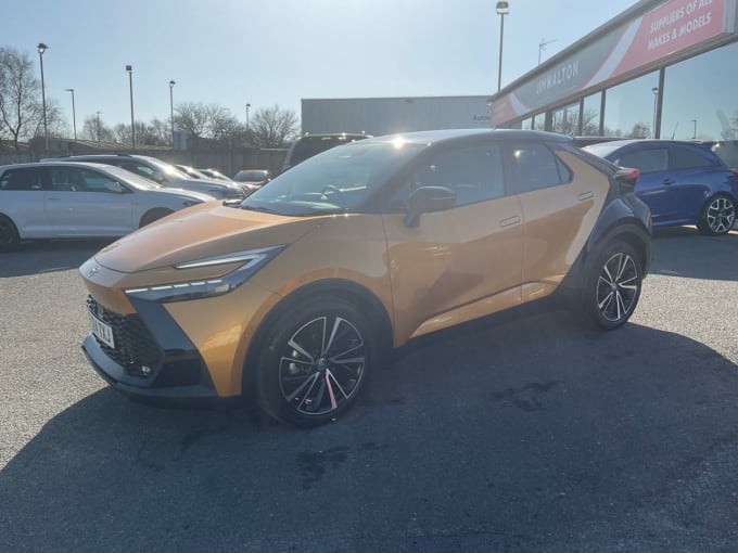 2025 Toyota C-hr