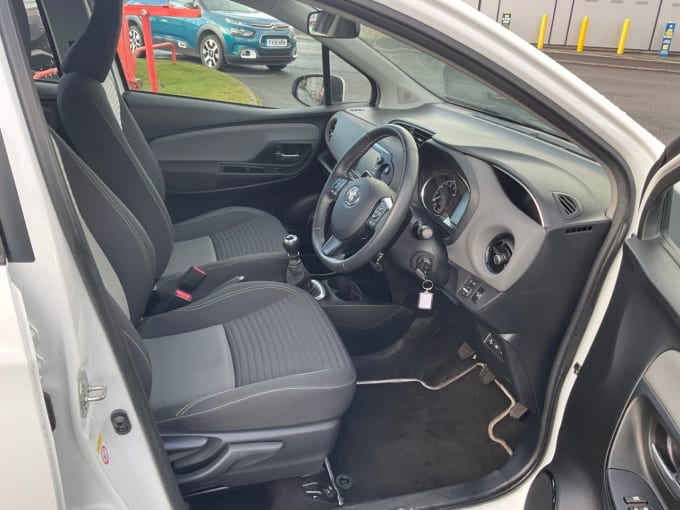 2025 Toyota Yaris