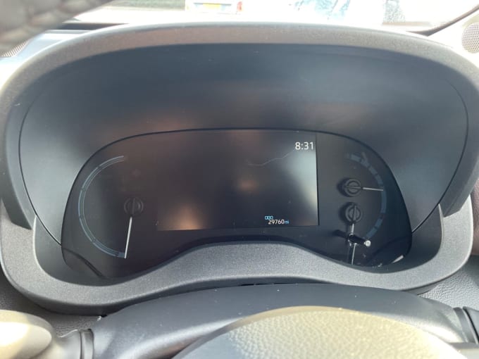 2025 Toyota Yaris Cross