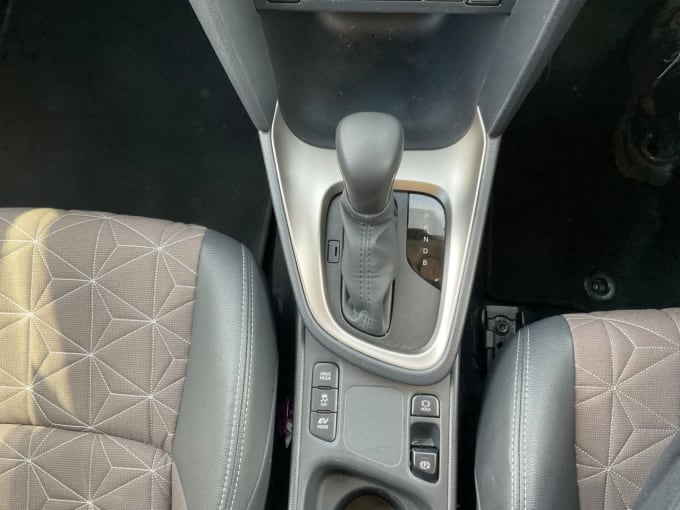 2025 Toyota Yaris Cross