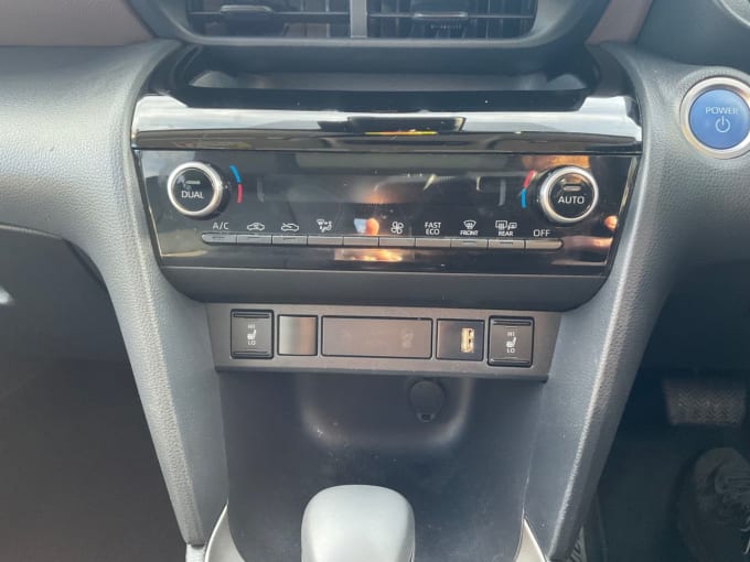 2025 Toyota Yaris Cross