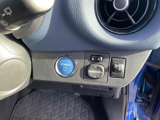 2025 Toyota Yaris