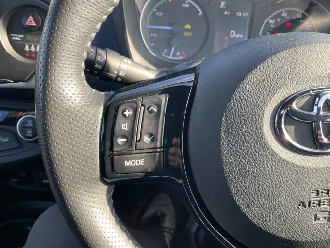 2025 Toyota Yaris
