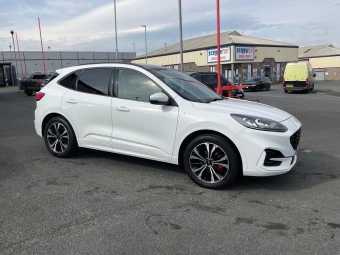2025 Ford Kuga