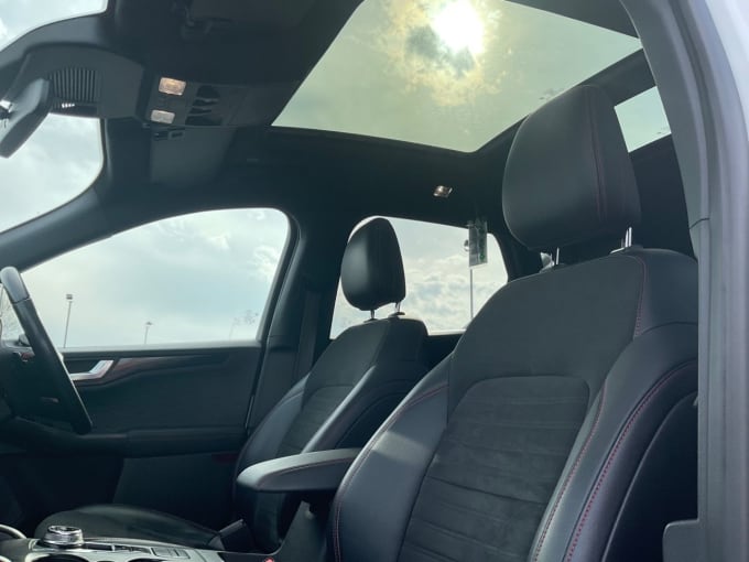 2025 Ford Kuga