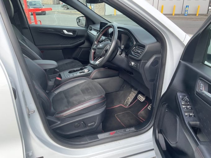 2025 Ford Kuga