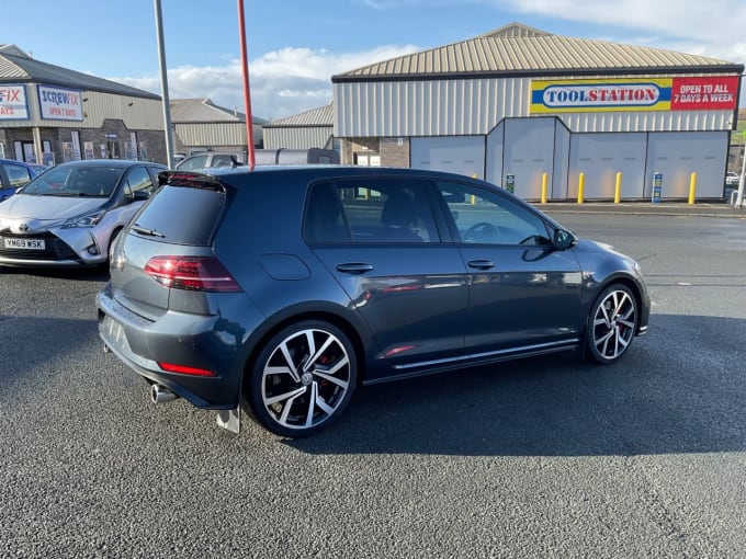 2025 Volkswagen Golf