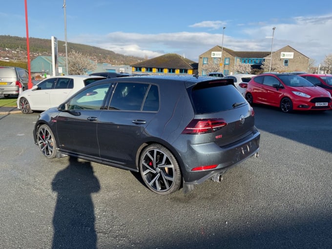 2025 Volkswagen Golf
