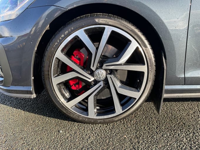 2025 Volkswagen Golf